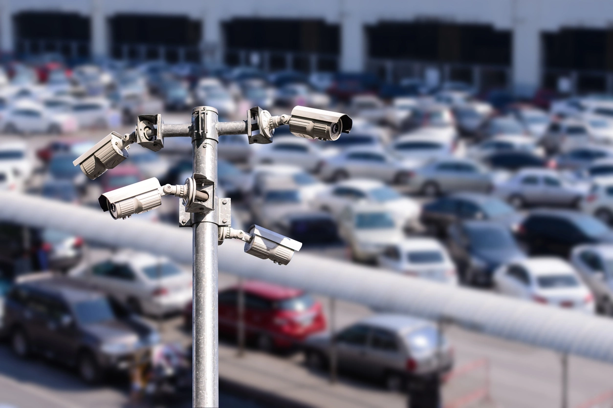 Commercial parking traffic lane monitored for vehicle activity