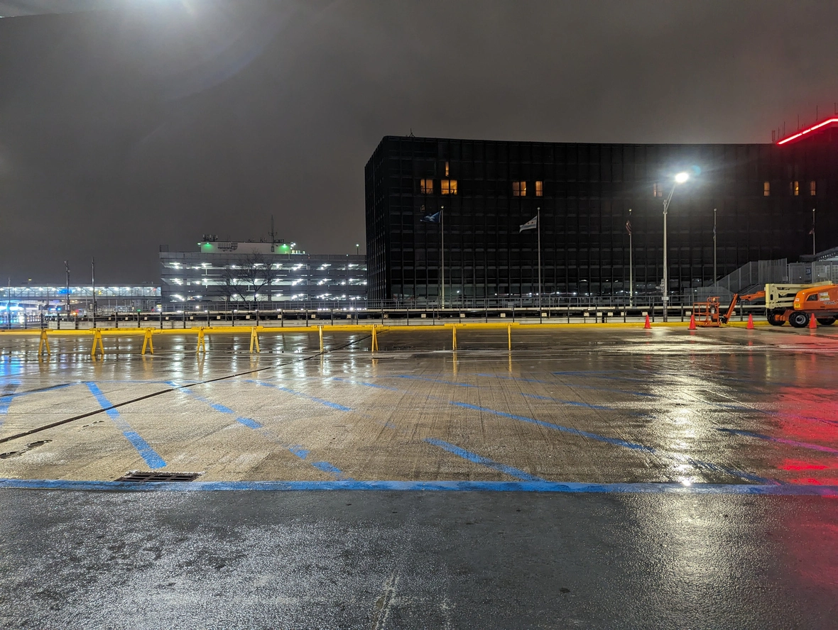 Comparison of thermal and visible-light surveillance views for outdoor detection